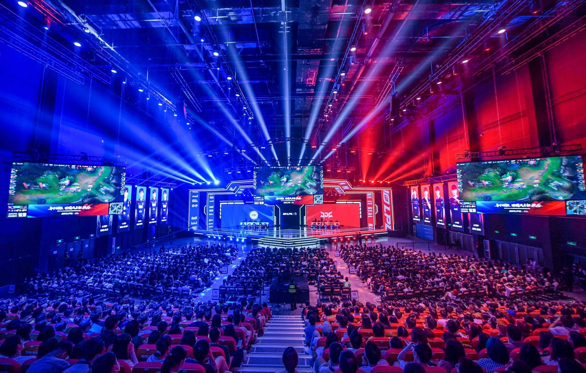 场对阵卡塔 场对阵卡塔