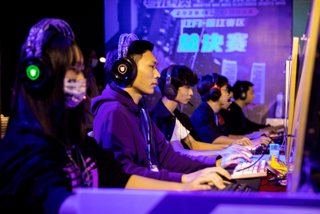 表现尤为突 表现尤为突